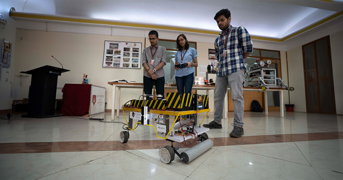 DY Patil University